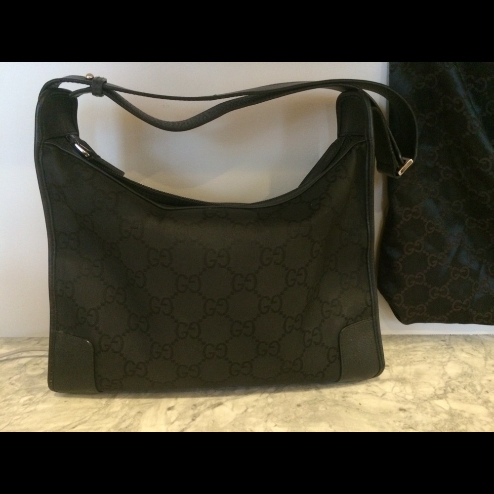 Black Gucci canvas handbag - Picture 1 of 16